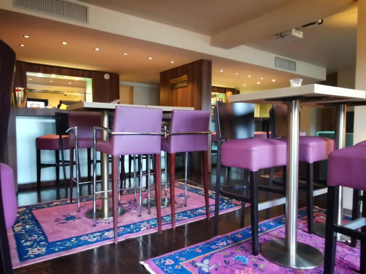Hotel Du Casino แซ็ง-วาเลรี-อ็อง-คู ภายนอก รูปภาพ
