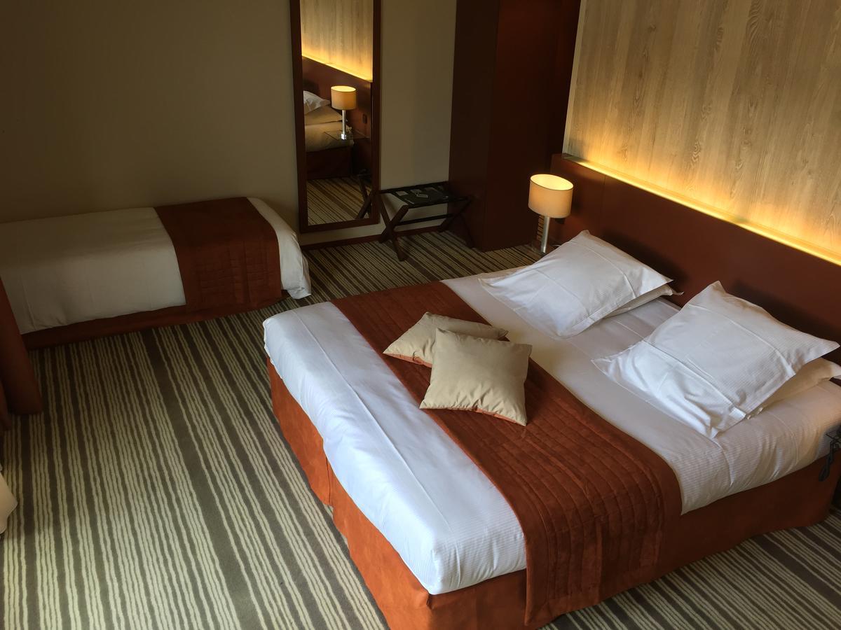Hotel Du Casino แซ็ง-วาเลรี-อ็อง-คู ภายนอก รูปภาพ